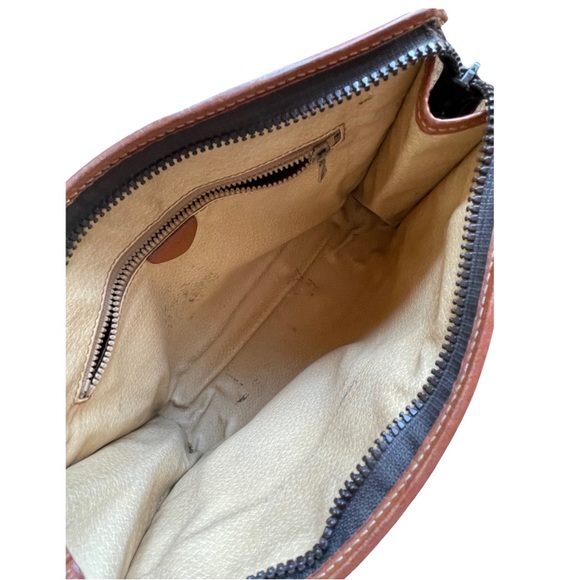 CELINE Macadam Clutch - Picture 8 of 12